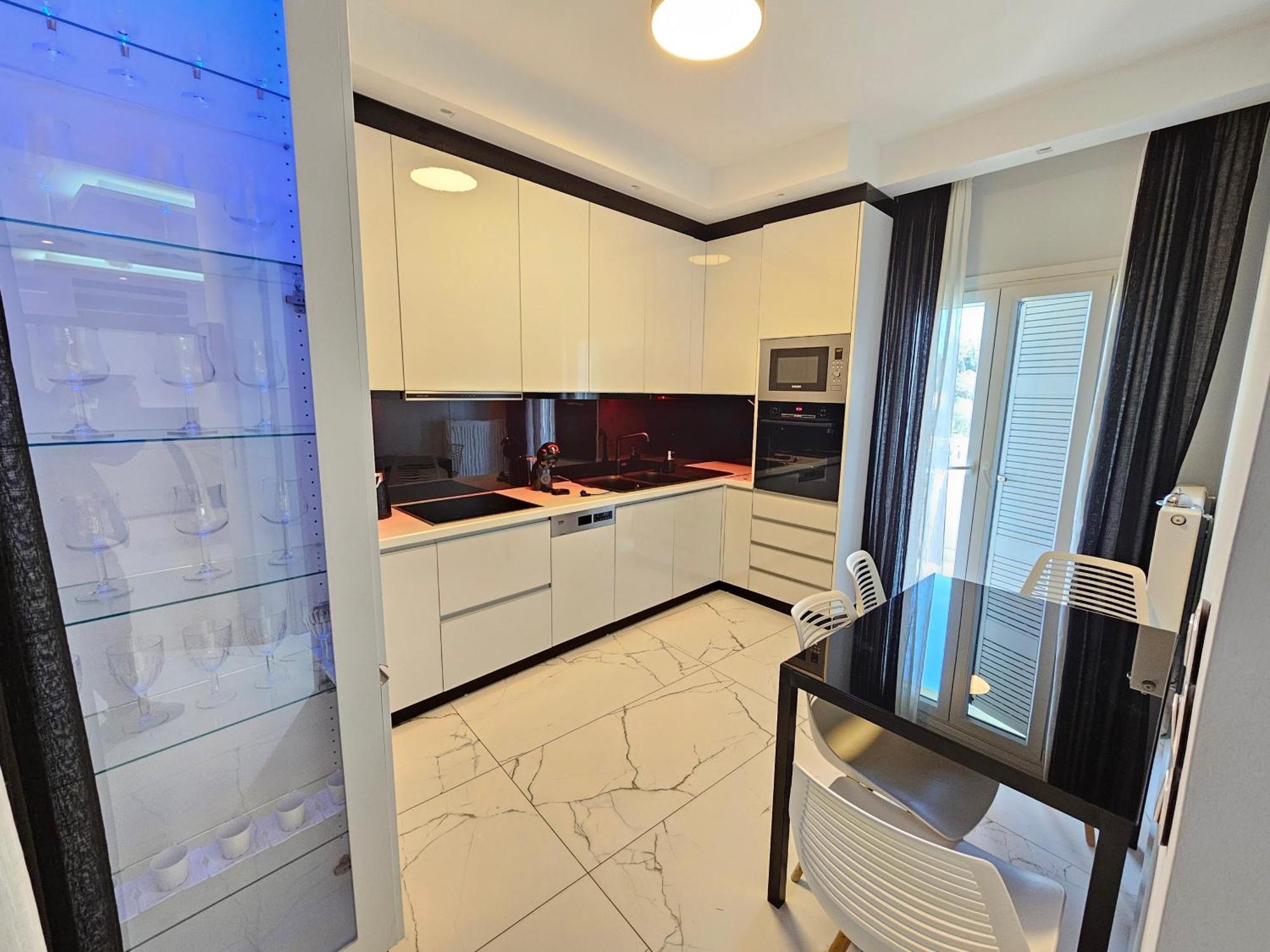 イプソスGrey Luxury Houseアパートメント エクステリア 写真