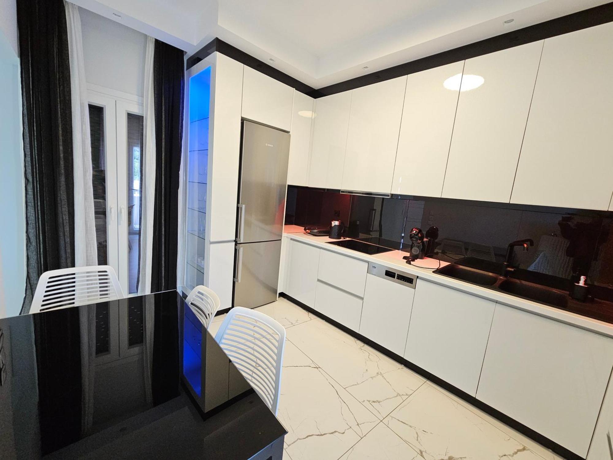 イプソスGrey Luxury Houseアパートメント エクステリア 写真