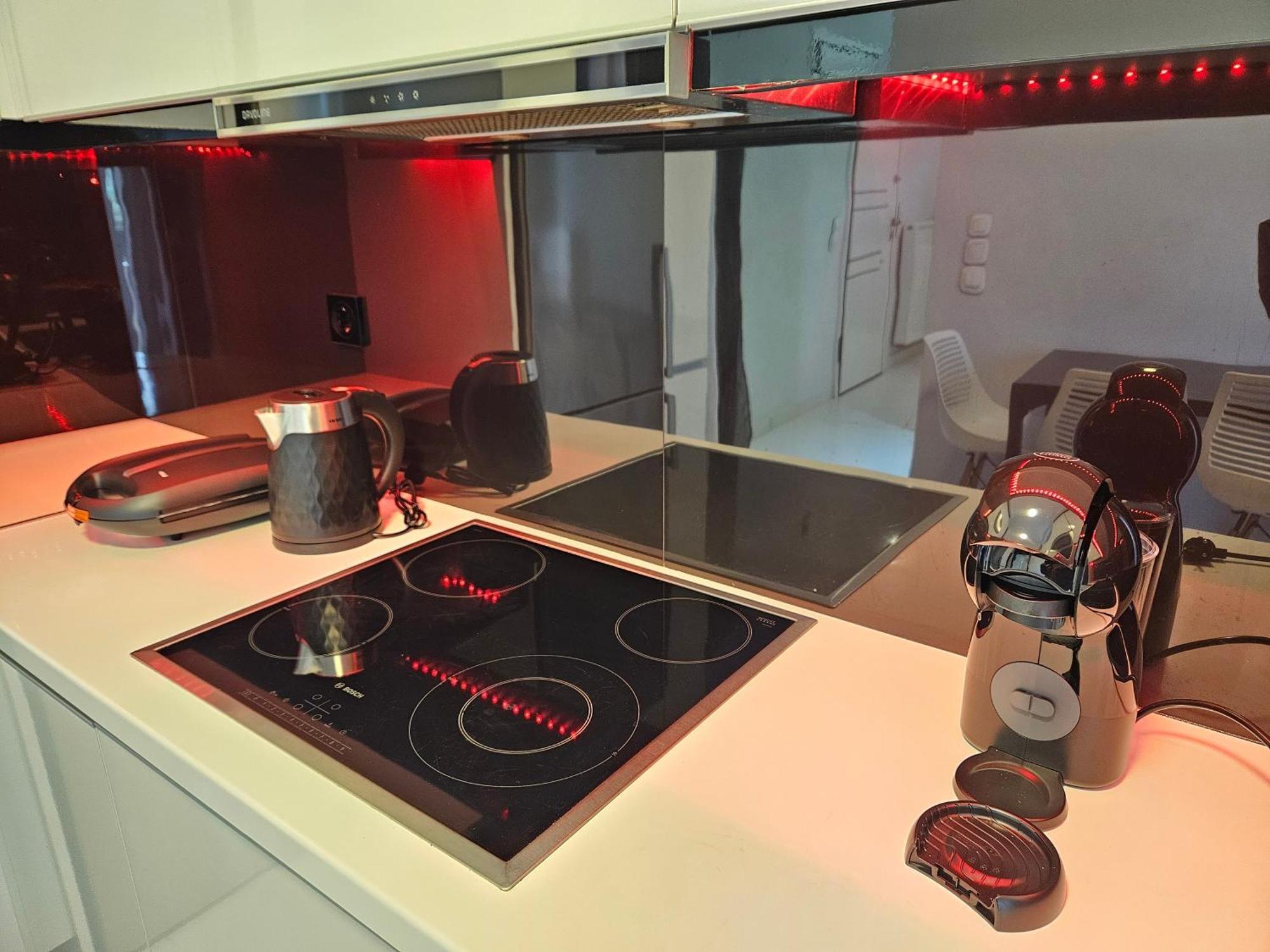 イプソスGrey Luxury Houseアパートメント エクステリア 写真
