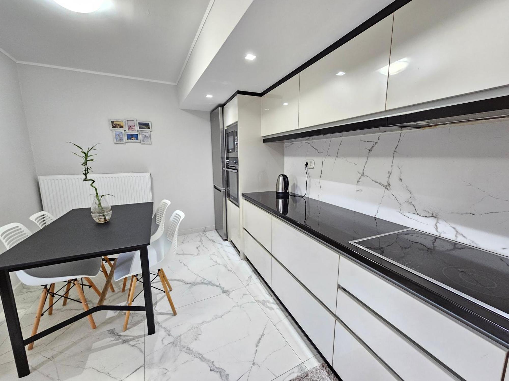 イプソスGrey Luxury Houseアパートメント エクステリア 写真